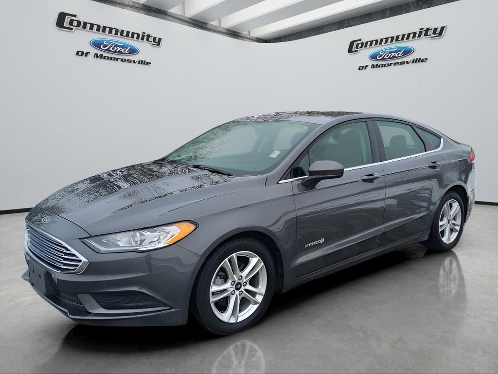 Used 2018 Ford Fusion S image 1