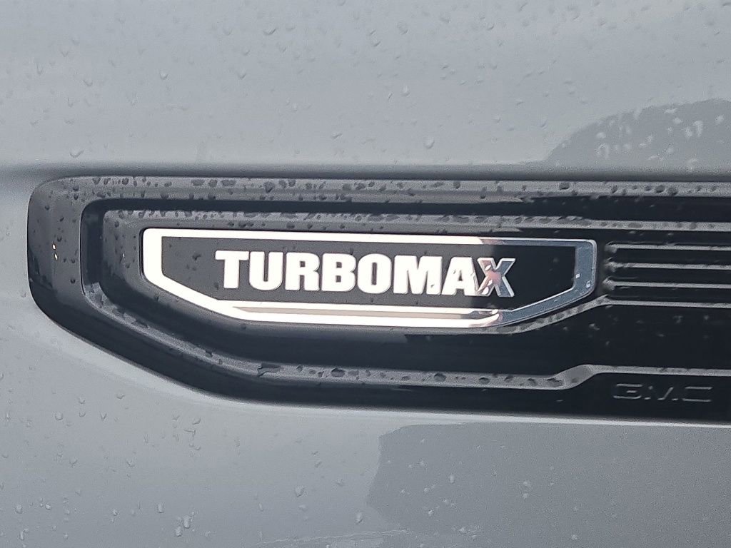 Used 2024 GMC Sierra 1500 Elevation AWD/4WD image 5