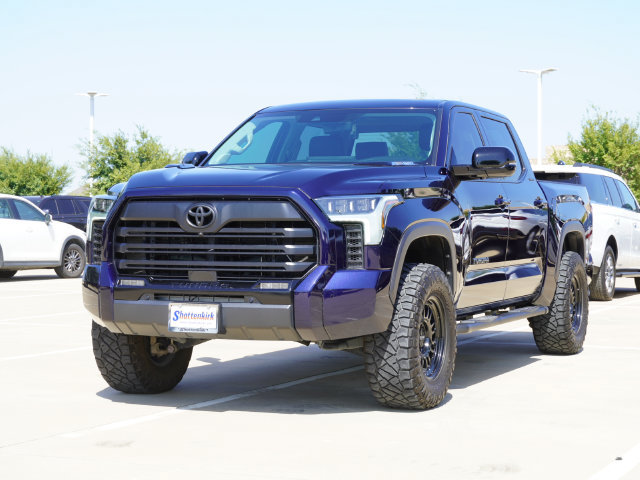 Used 2024 Toyota Tundra Limited AWD/4WD image 2