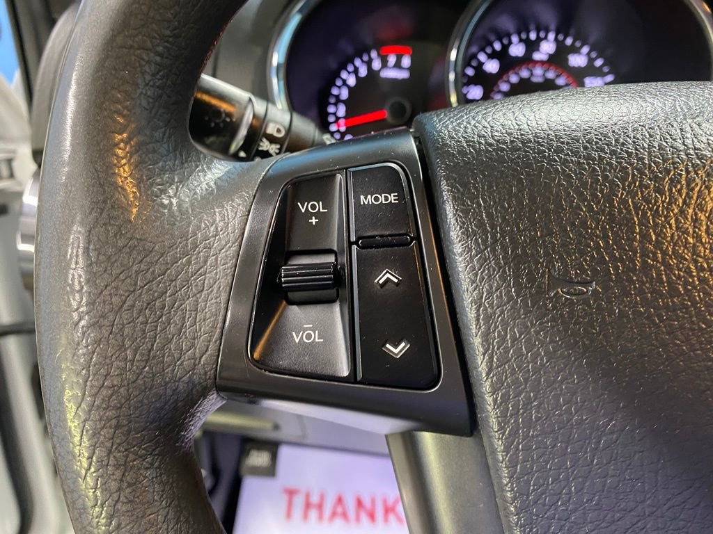 Used 2012 Kia Sorento LX image 18