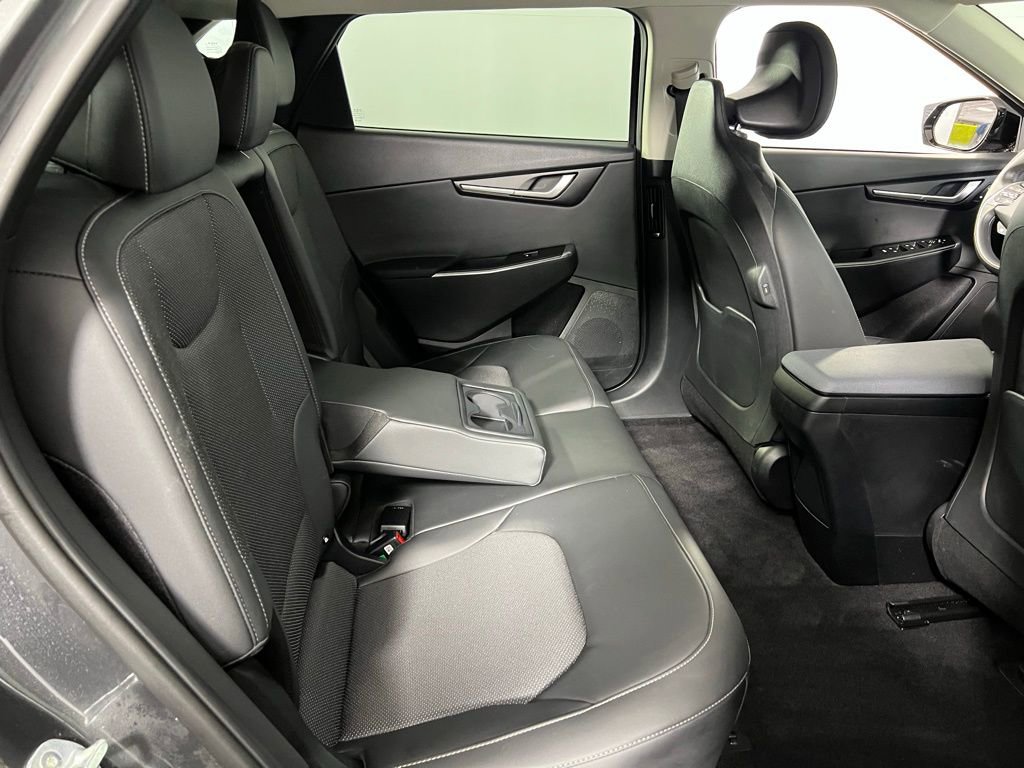 Used 2024 Kia EV6 Light image 30
