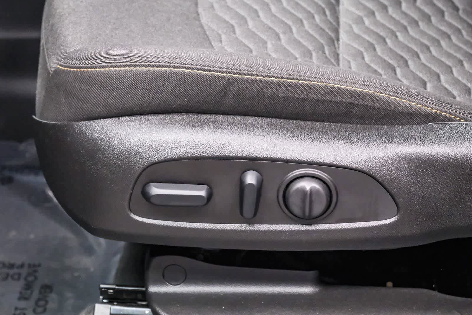 Used 2019 Chevrolet Equinox LT image 21