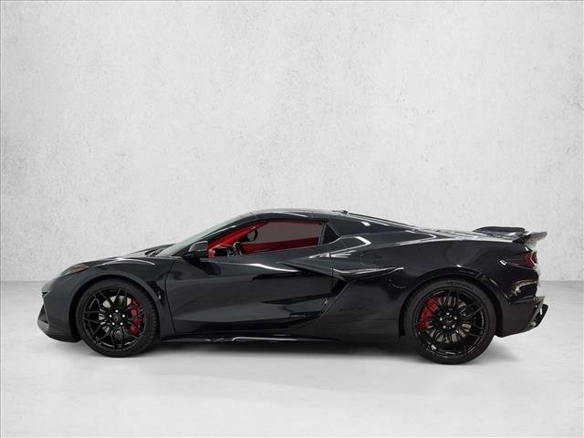 Used 2024 Chevrolet Corvette Z06 w/ Stealth Interior Trim Package RWD image 9