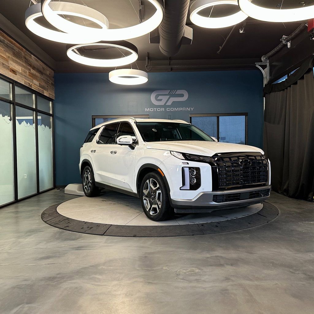 Used 2023 Hyundai Palisade SEL image 1