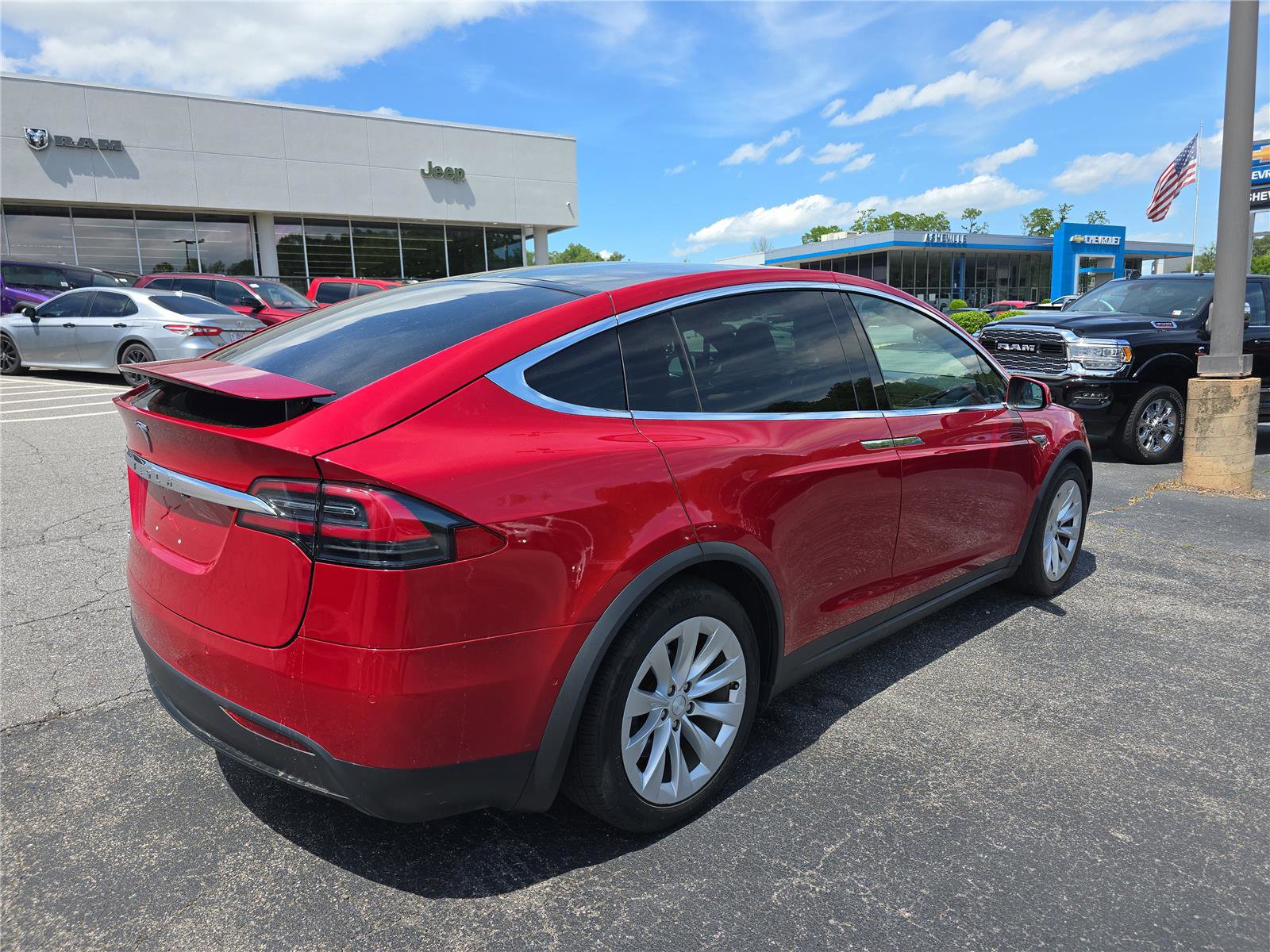 Used 2016 Tesla Model X 75D AWD/4WD image 3
