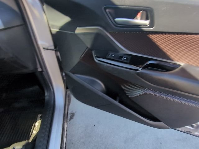 Used 2019 Toyota C-HR Limited image 30