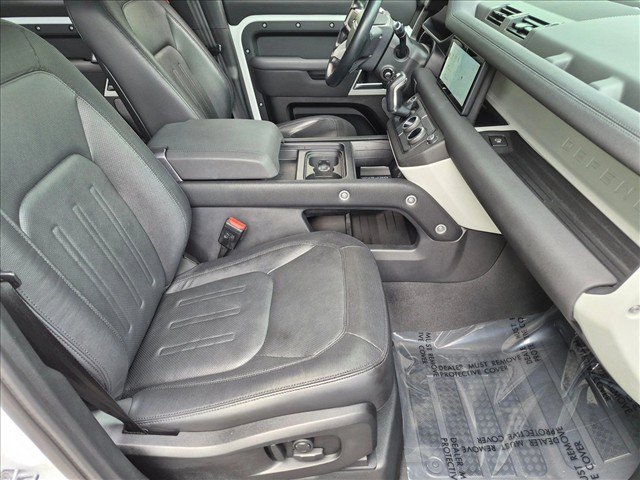Used 2022 Land Rover Defender 110 X-Dynamic SE AWD/4WD image 22