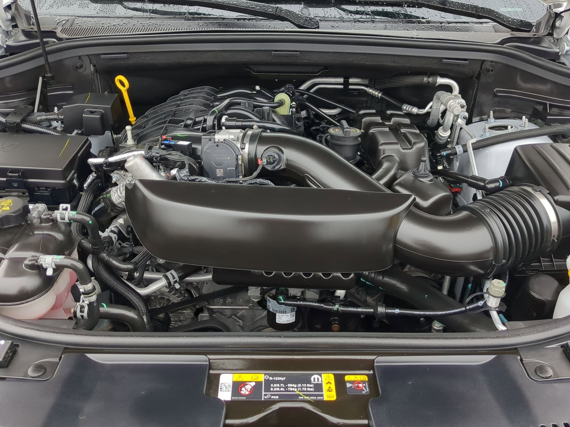 Used 2025 Dodge Durango GT image 34