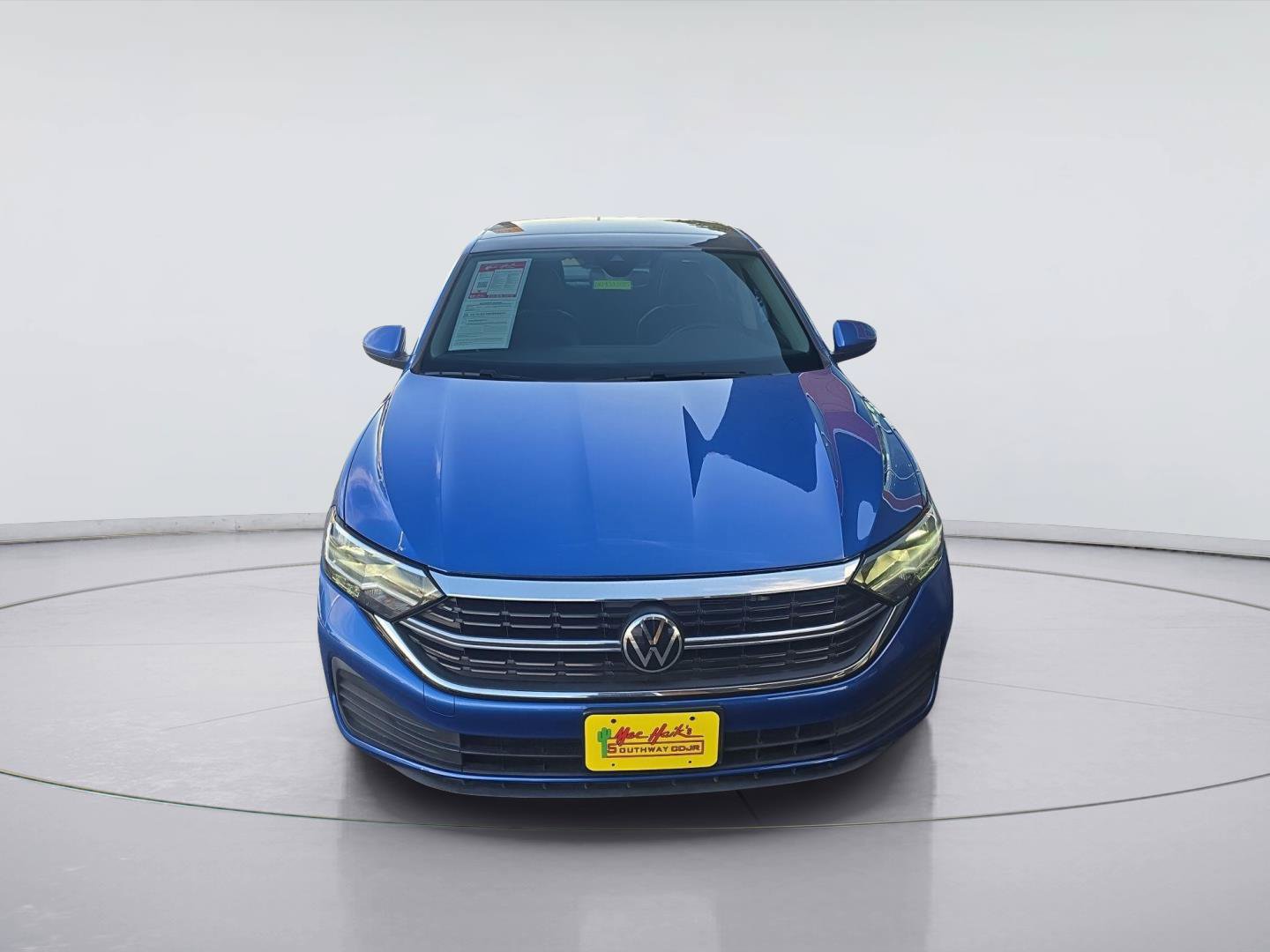 Used 2024 Volkswagen Jetta SE w/ Panoramic Sunroof Package FWD image 7