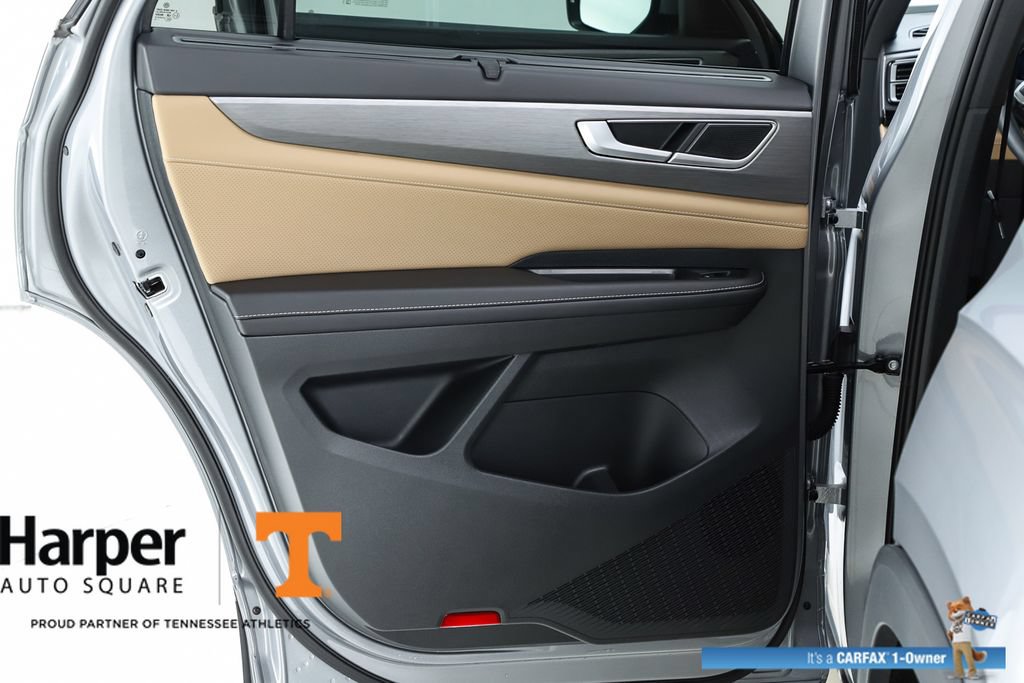 Used 2025 Volkswagen Atlas Cross Sport SE w/ Panoramic Sunroof Package AWD/4WD image 56
