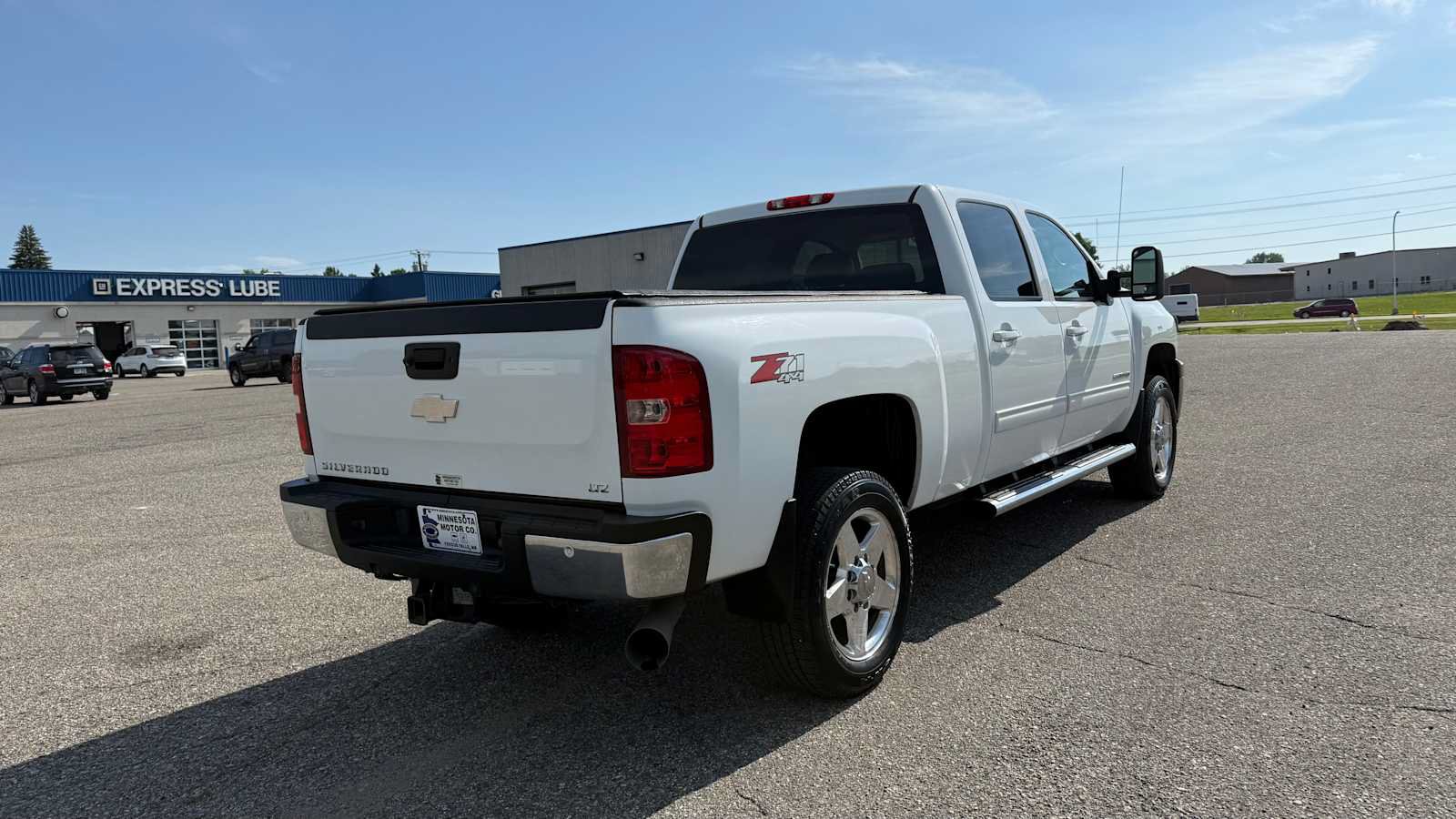 Used 2011 Chevrolet Silverado 2500 LTZ w/ Snow Plow Prep Package AWD/4WD image 4