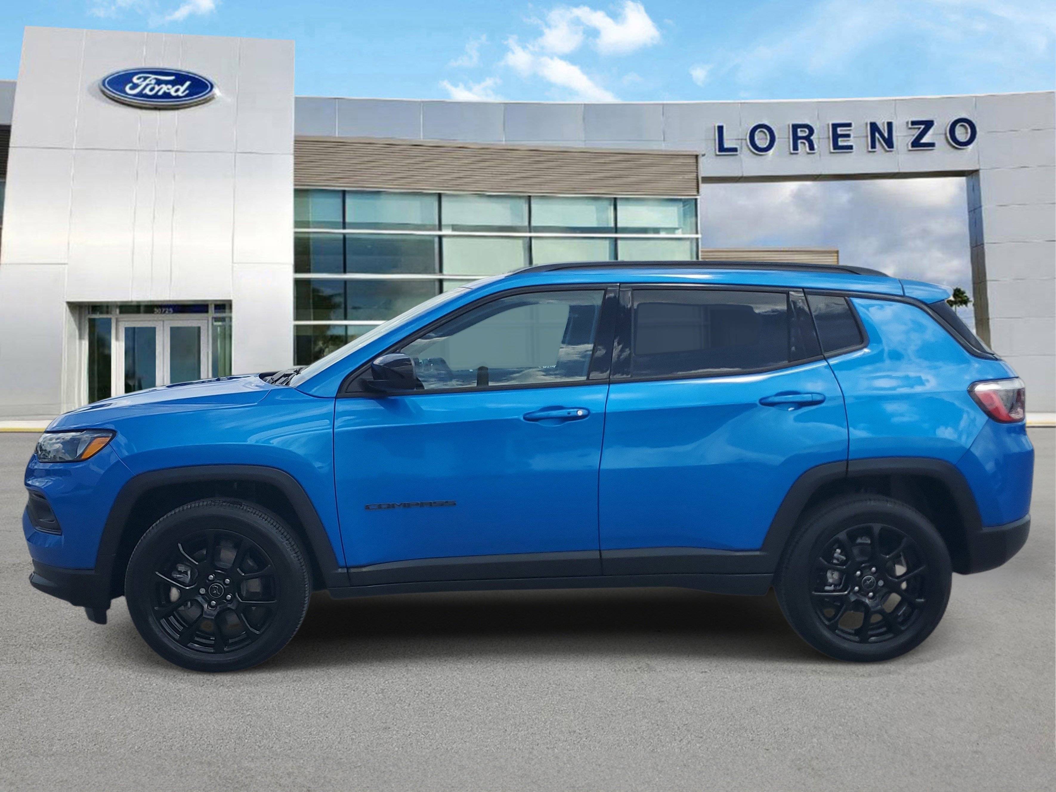 Used 2026 Jeep Compass Latitude AWD/4WD image 8