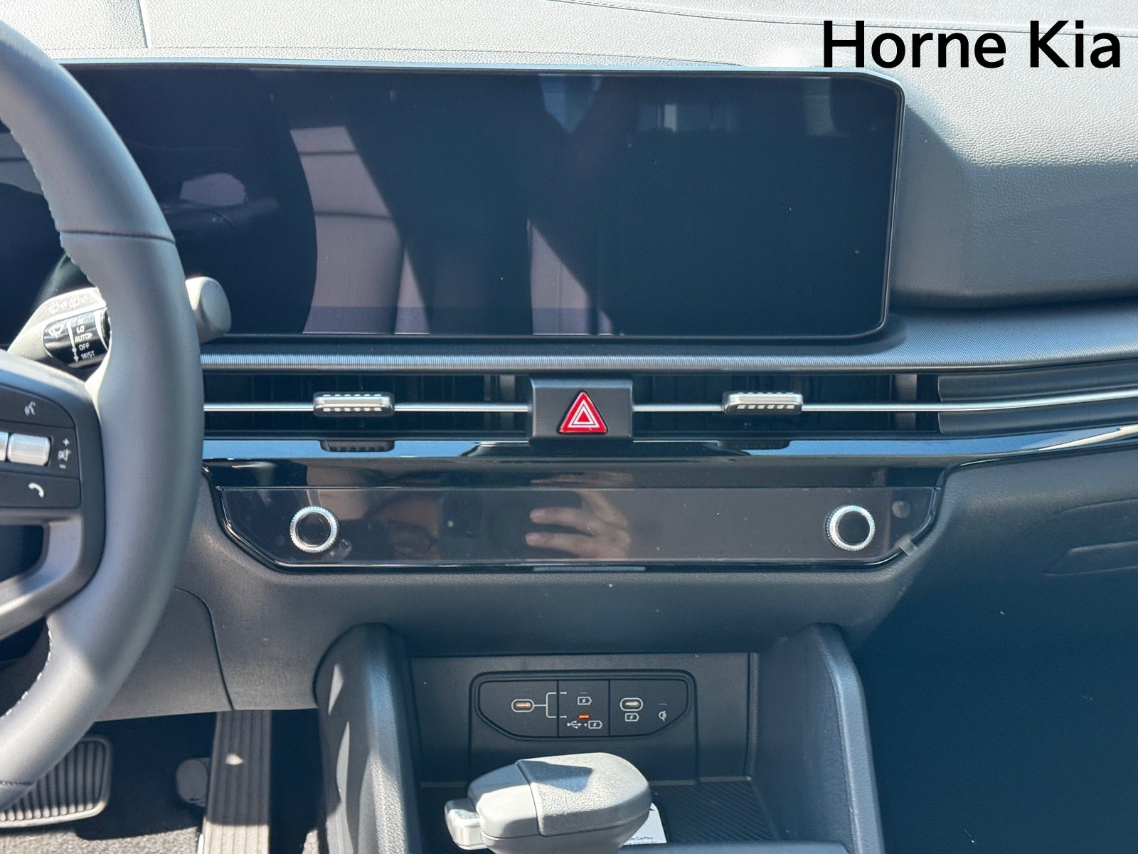 New 2026 Kia Sportage EX image 14