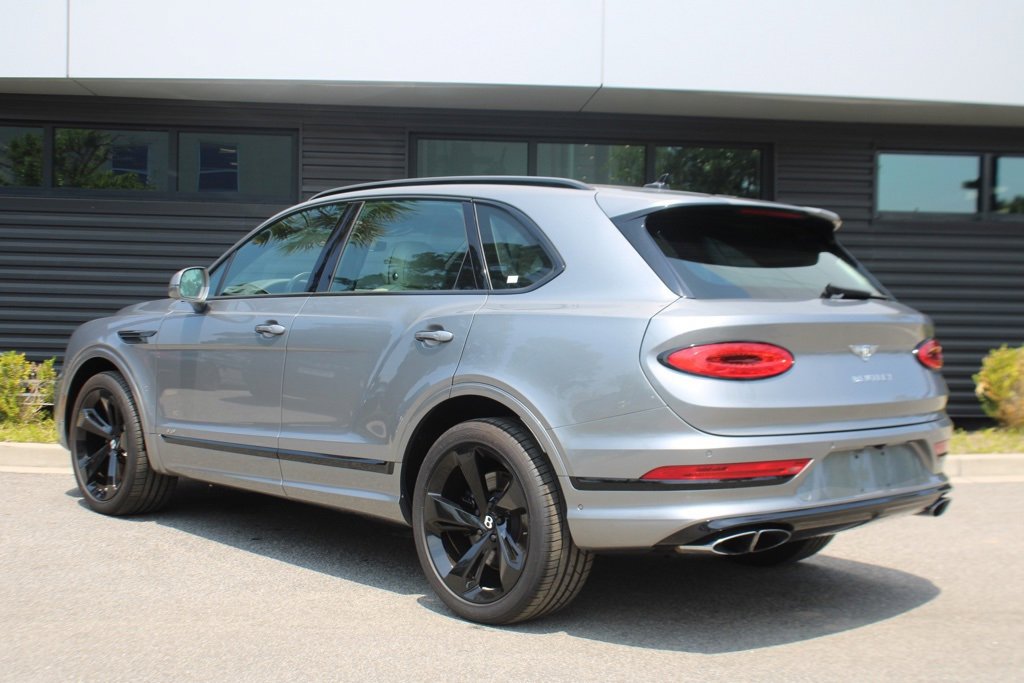 Used 2021 Bentley Bentayga image 3