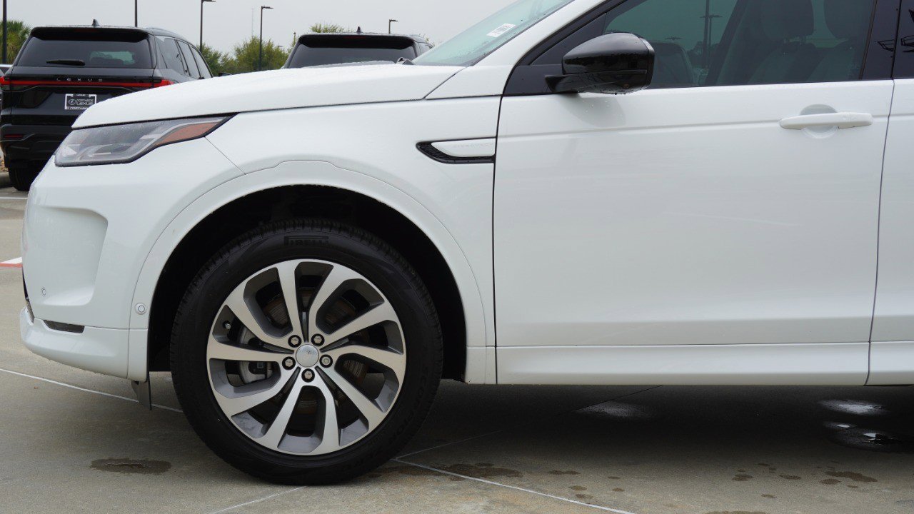 Used 2025 Land Rover Discovery Sport S image 10