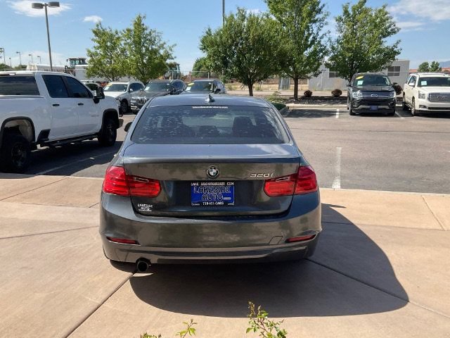 Used 2015 BMW 320i Sedan RWD image 6