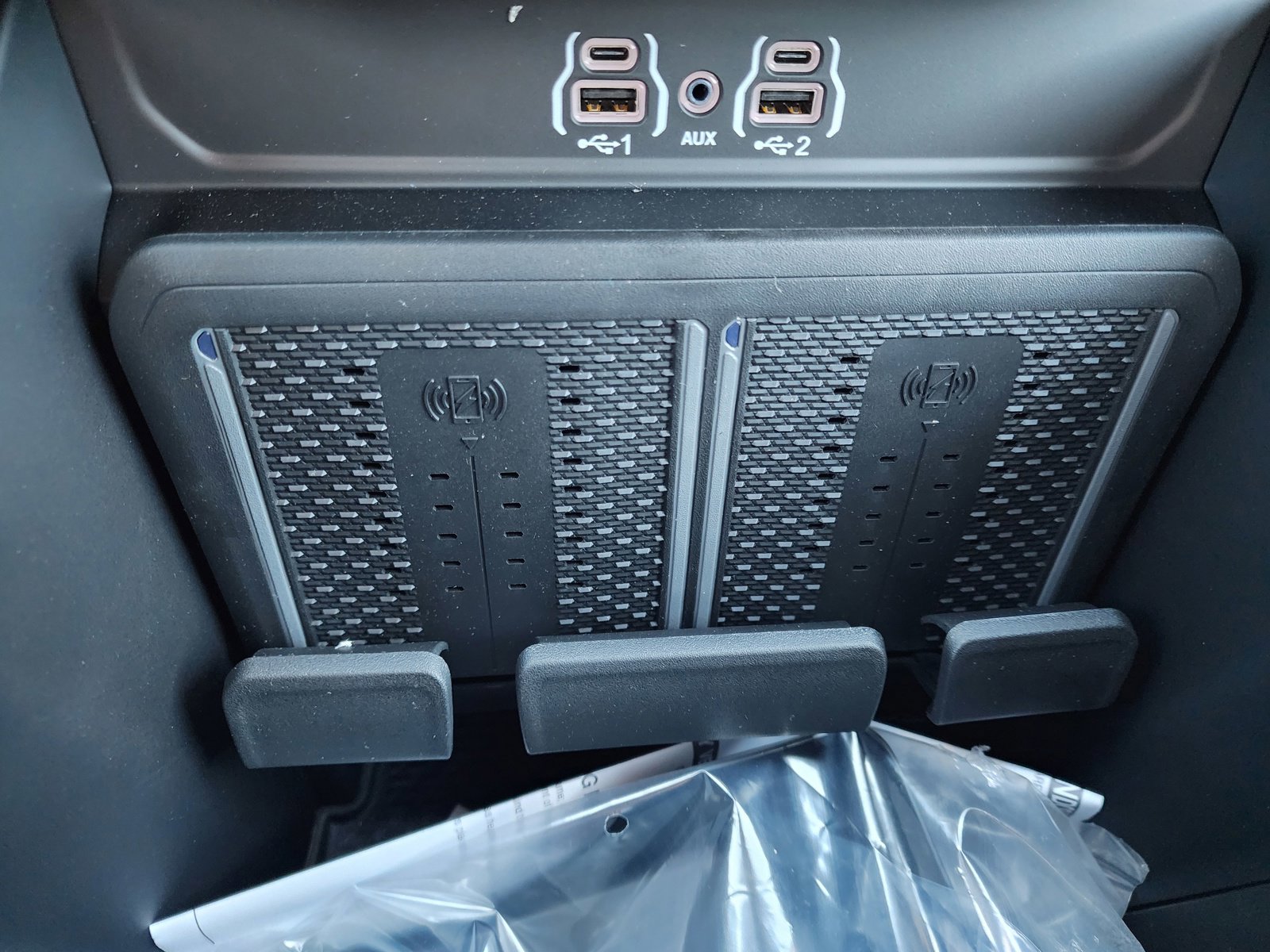 New 2026 RAM 3500 Laramie AWD/4WD image 25