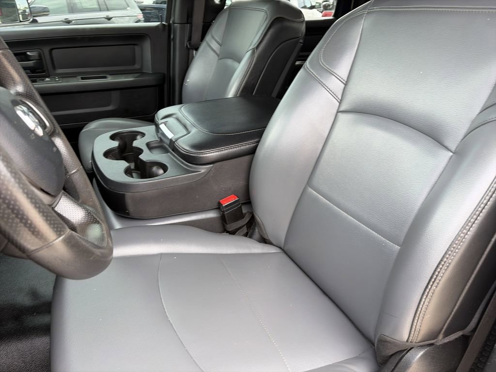 Used 2022 RAM 3500 Tradesman AWD/4WD image 13