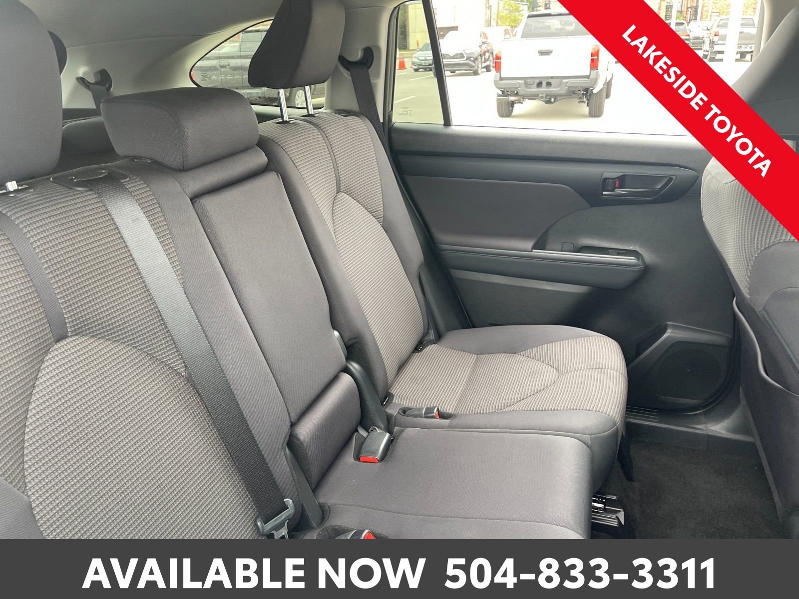 Used 2025 Toyota Highlander LE image 19