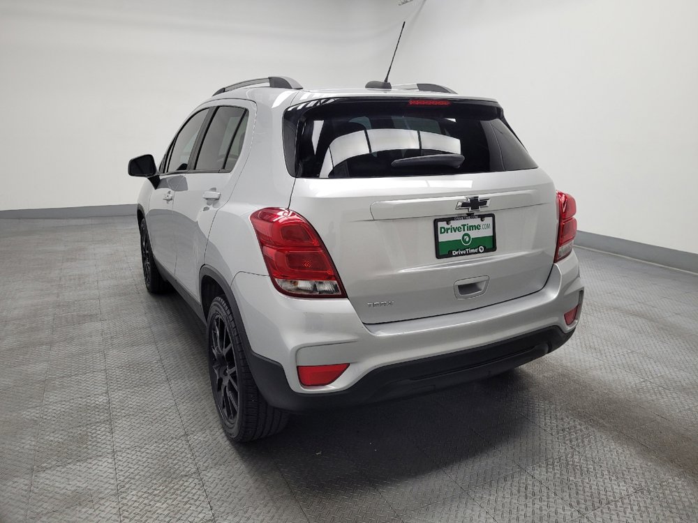 Used 2021 Chevrolet Trax LT w/ Sport Edition FWD image 5