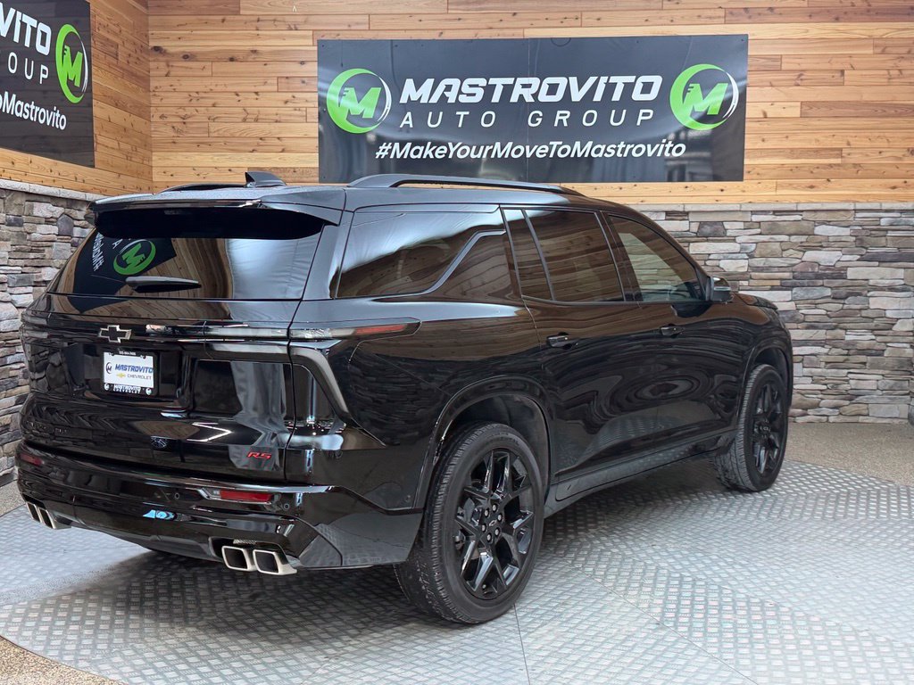 Used 2025 Chevrolet Traverse RS w/ LPO, Floor Liner Package AWD/4WD image 17