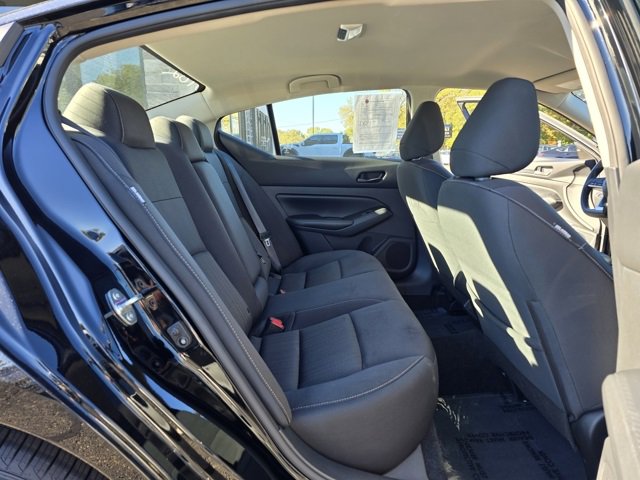 Used 2024 Nissan Altima 2.5 SV image 27