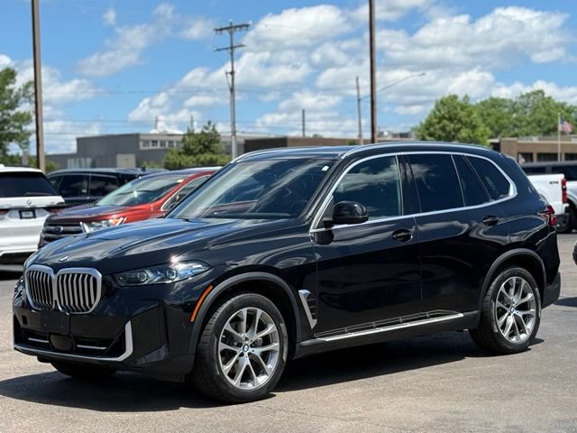 Used 2024 BMW X5 xDrive40i w/ Premium Package AWD/4WD image 39