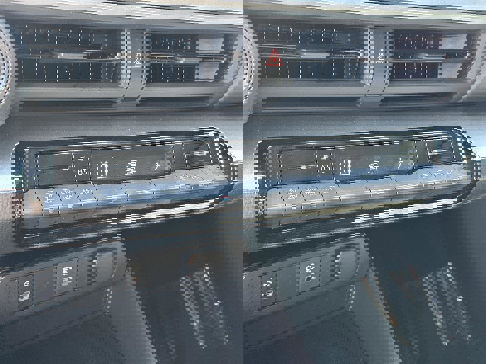 Used 2023 Toyota Prius LE image 27