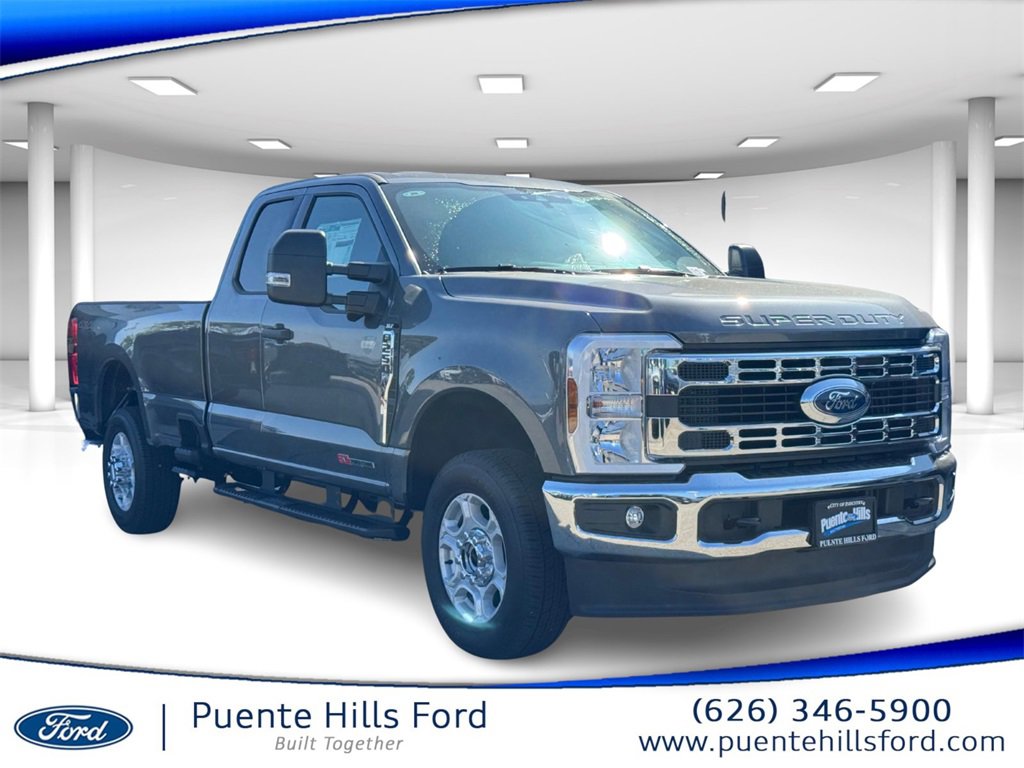 New 2025 Ford F250 XLT w/ 360-Degree Camera Package