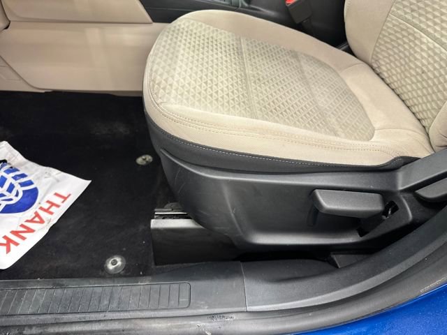 Used 2022 Ford Escape SE w/ Cold Weather Package image 28