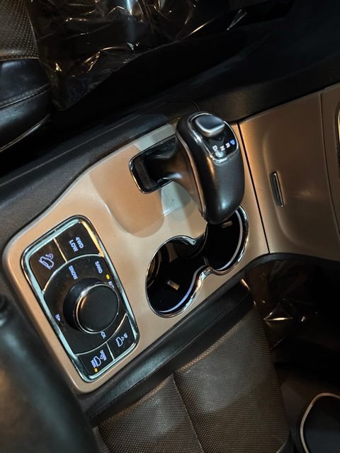 Used 2015 Jeep Grand Cherokee Summit AWD/4WD image 31
