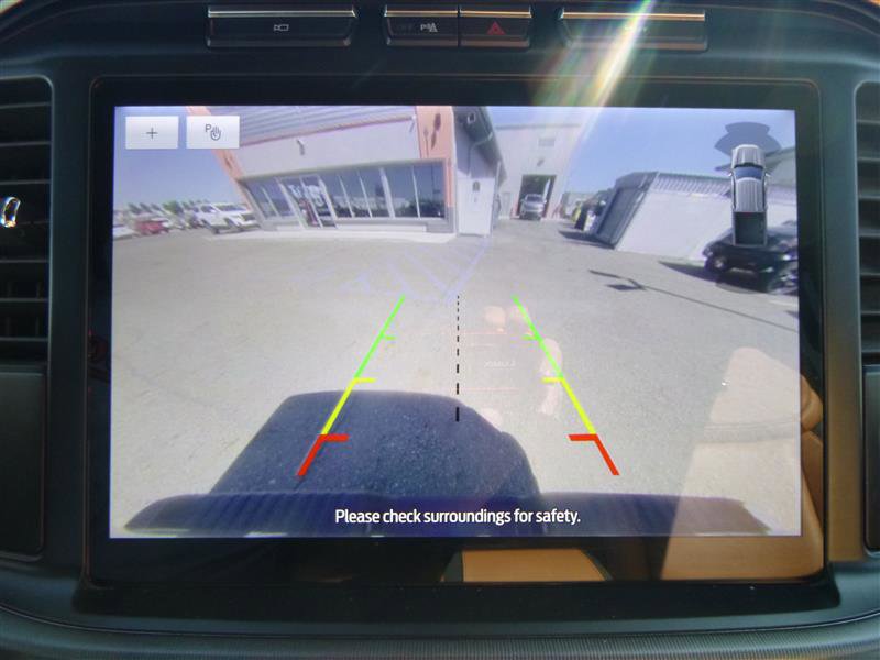 Used 2023 Ford F150 Platinum image 19