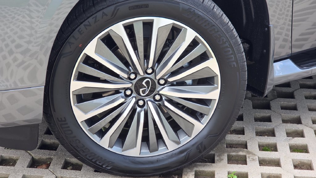 New 2027 INFINITI QX80 Luxe w/ Cargo Package AWD/4WD image 12