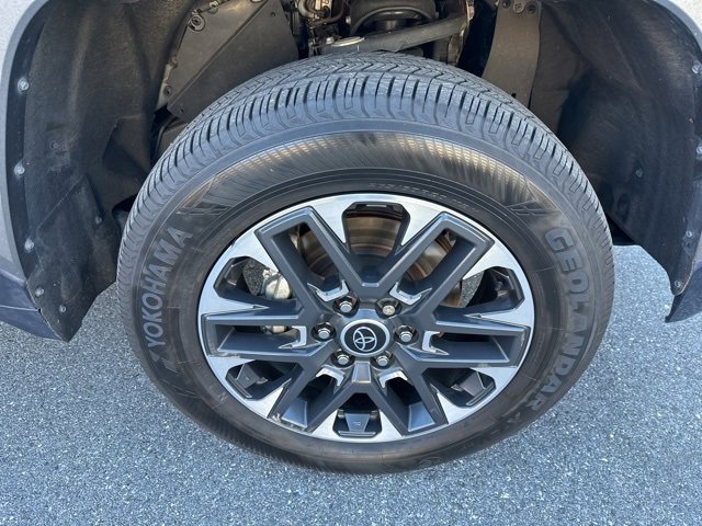 Used 2023 Toyota Tundra Limited image 9