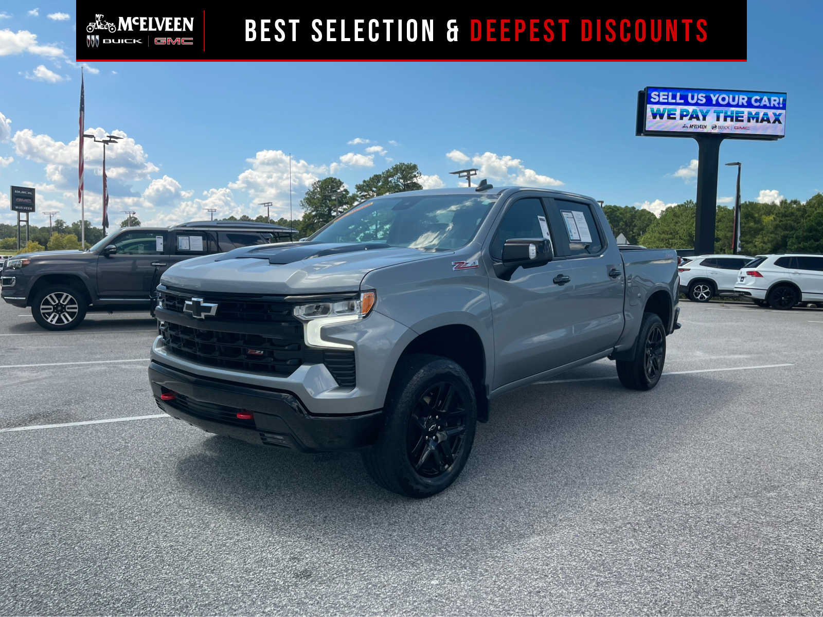 Used 2023 Chevrolet Silverado 1500 LT Trail Boss w/ LT Trail Boss Premium Package AWD/4WD image 1