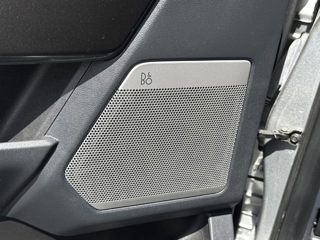 Certified 2021 Ford F150 XLT w/ Equipment Group 302A High image 27