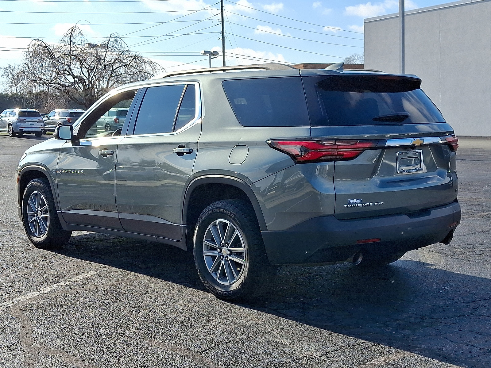 Used 2023 Chevrolet Traverse LT w/ LPO, Floor Liner Package image 4