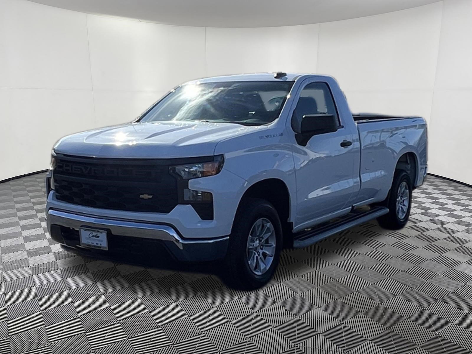 Used 2025 Chevrolet Silverado 1500 W/T RWD image 3