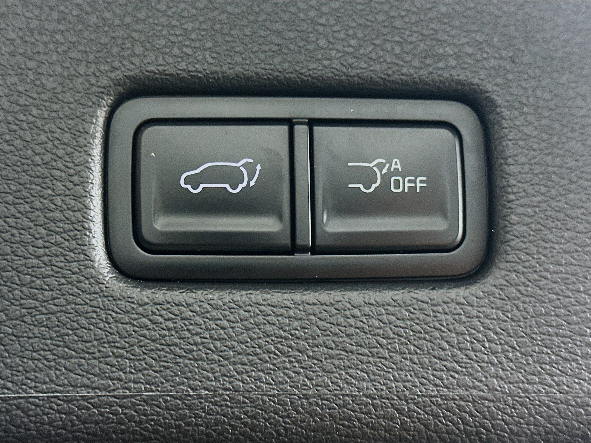 Used 2025 Kia Telluride S FWD image 32