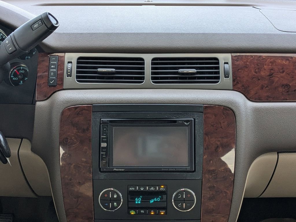 Used 2012 Chevrolet Silverado 2500 LTZ w/ LTZ Plus Package image 18