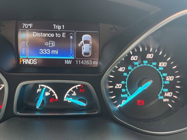 Used 2016 Ford Escape SE w/ SE Leather Comfort Package FWD image 1