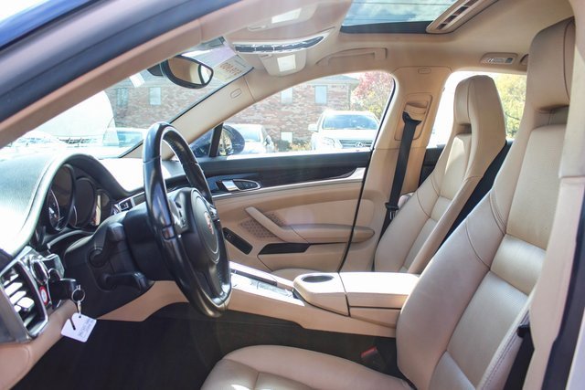 Used 2015 Porsche Panamera 4 image 13