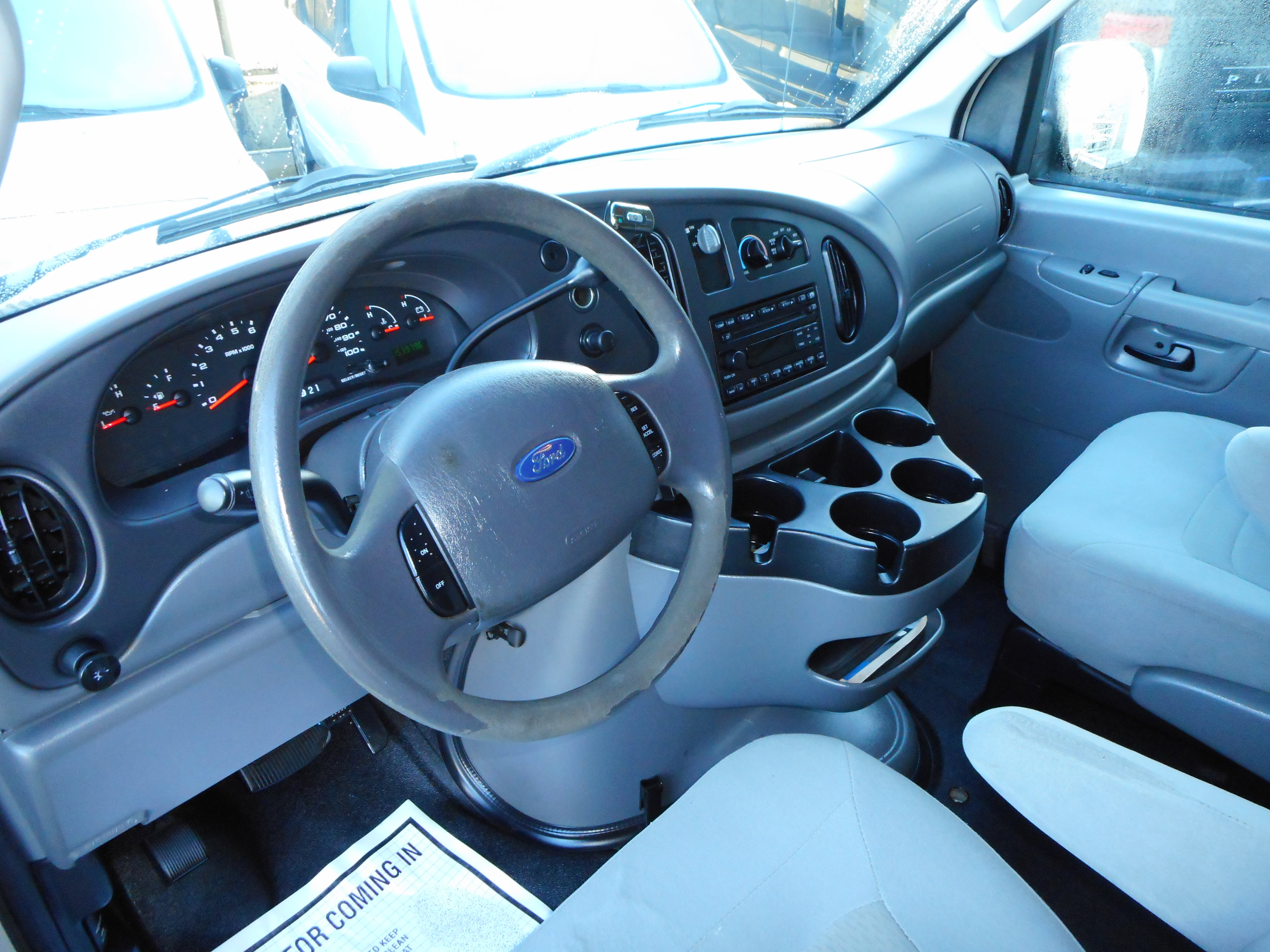 Used 2008 Ford E-250 and Econoline 250 RWD image 14
