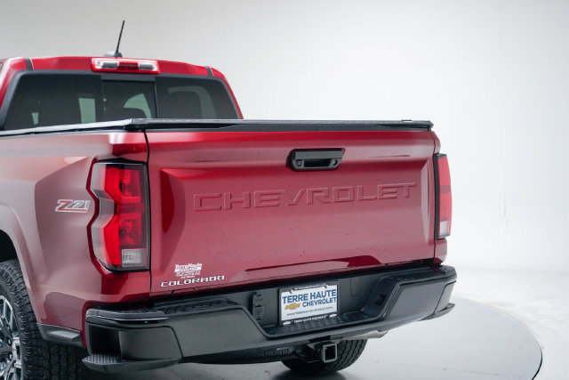 Used 2024 Chevrolet Colorado Z71 w/ Z71 Convenience Package 2 AWD/4WD image 5