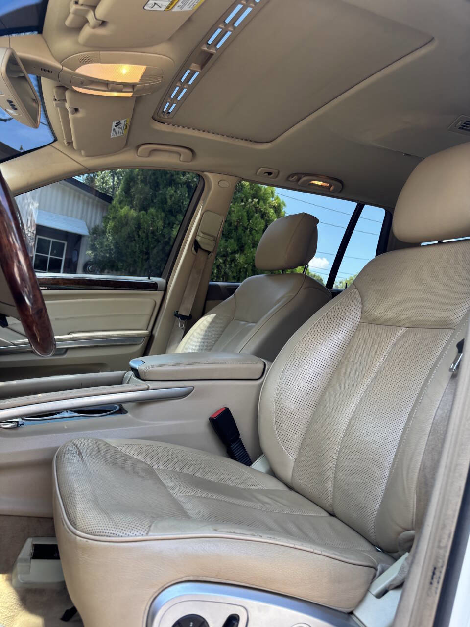 Used 2011 Mercedes-Benz GL 320 BlueTEC 4MATIC image 11