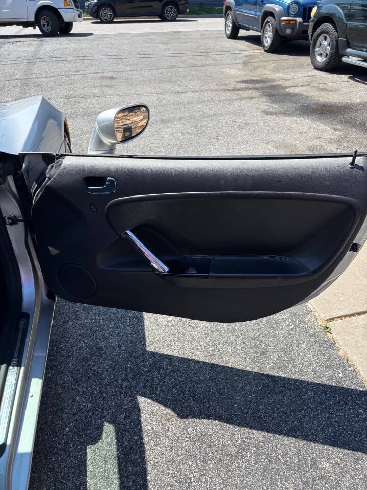 Used 2009 Saturn Sky w/ Premium Trim Package RWD image 15