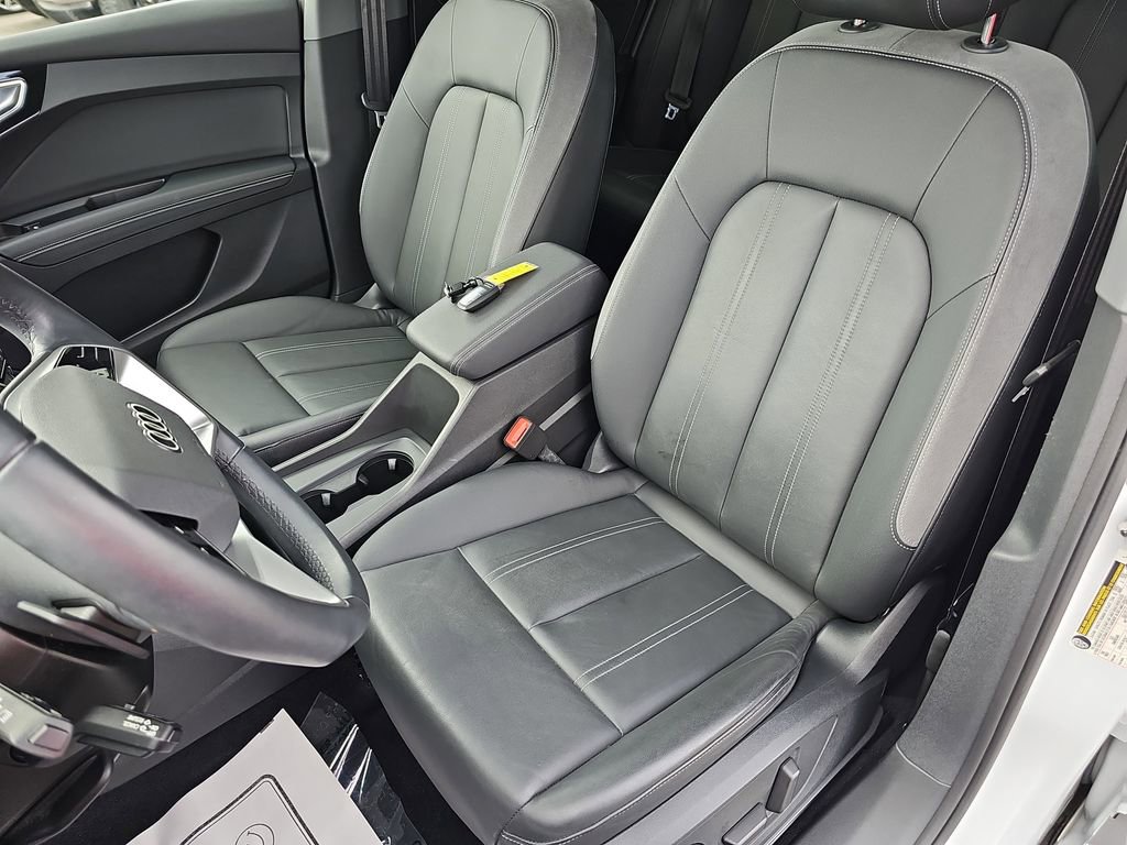 Used 2023 Audi Q4 e-tron Premium Plus w/ Premium Plus image 19