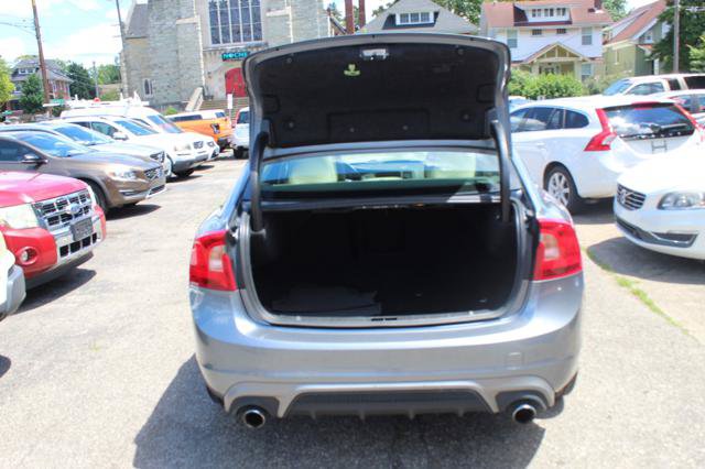 Used 2017 Volvo S60 T5 Dynamic FWD image 6