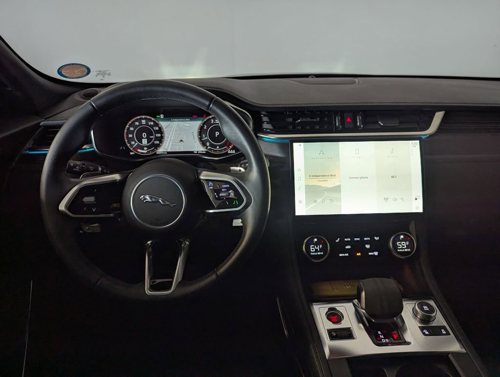 Used 2023 Jaguar F-PACE S image 61
