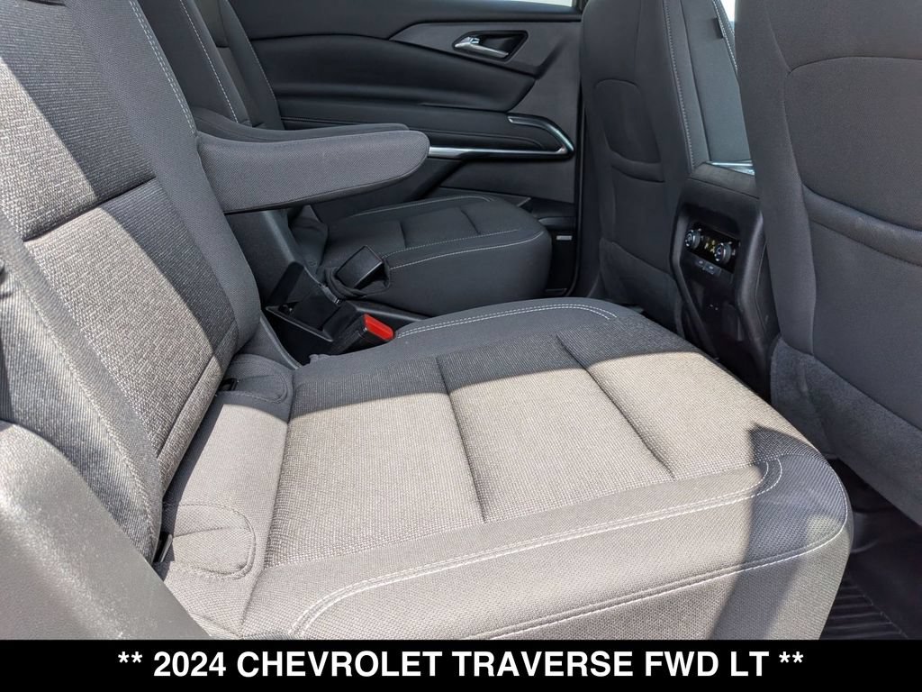Used 2024 Chevrolet Traverse LT w/ Enhanced Driving Package FWD image 25